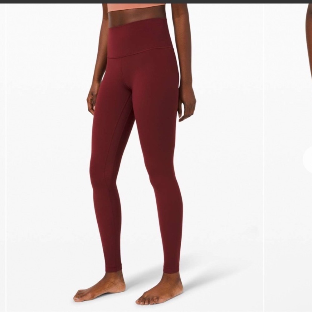 Lululemon Align High-Rise Pant 28"
Red Merlot‎ Size 0